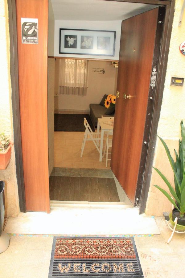 Casa Vacanze Angelica Salerno Exterior photo